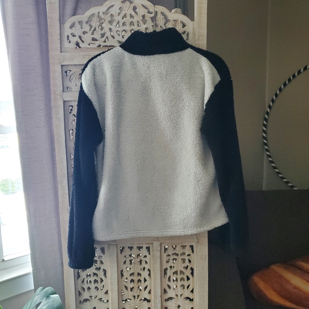 Colsie Teddy Pullover - image 6